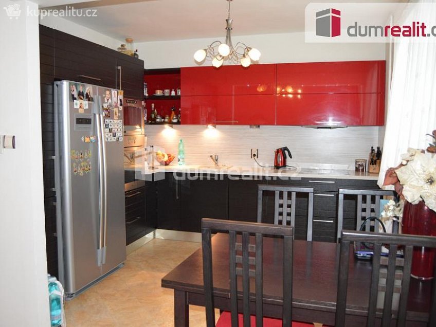 Pronájem bytu 3+1 80 m^2 Lošany, Lošany 