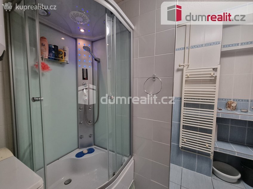 Pronájem bytu 3+1 80 m^2 Lošany, Lošany 