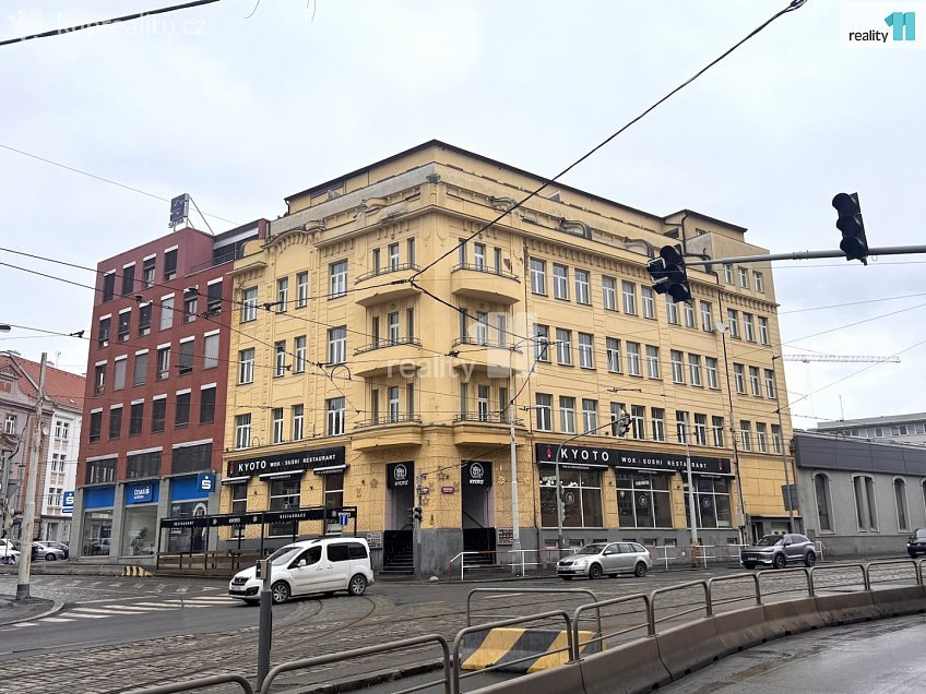 Pronájem bytu 1+kk 43 m^2 Kolbenova, Praha 9 