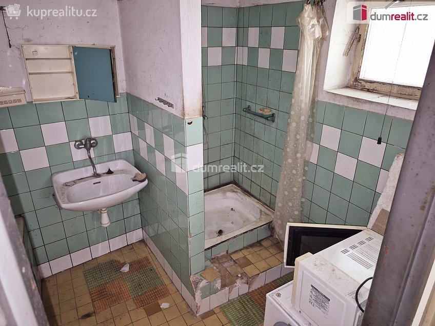 Prodej  rodinného domu 60 m^2 Straškov-Vodochody, Straškov-Vodochody 