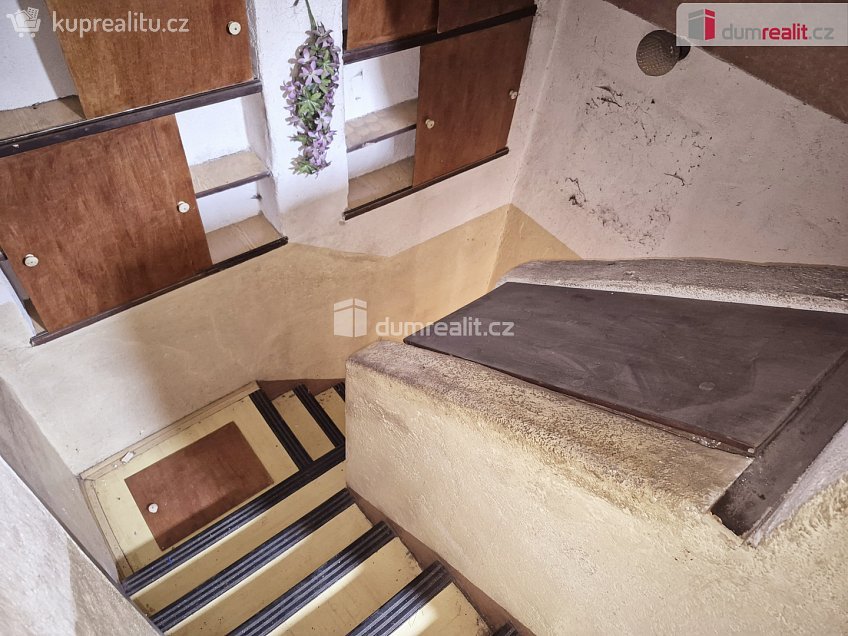 Prodej  rodinného domu 60 m^2 Straškov-Vodochody, Straškov-Vodochody 