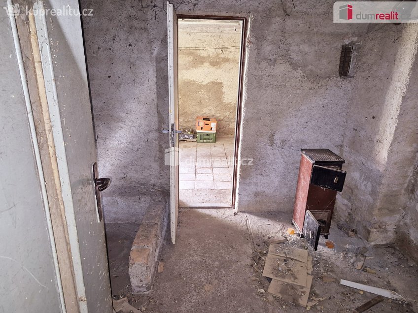 Prodej  rodinného domu 60 m^2 Straškov-Vodochody, Straškov-Vodochody 