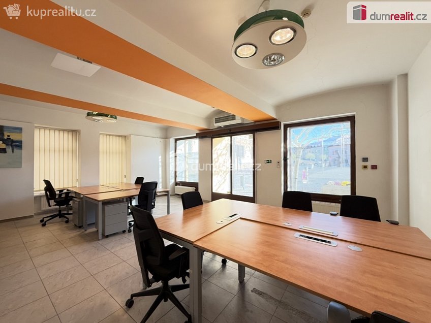 Pronájem  kanceláře 118 m^2 Bělská, Mladá Boleslav 