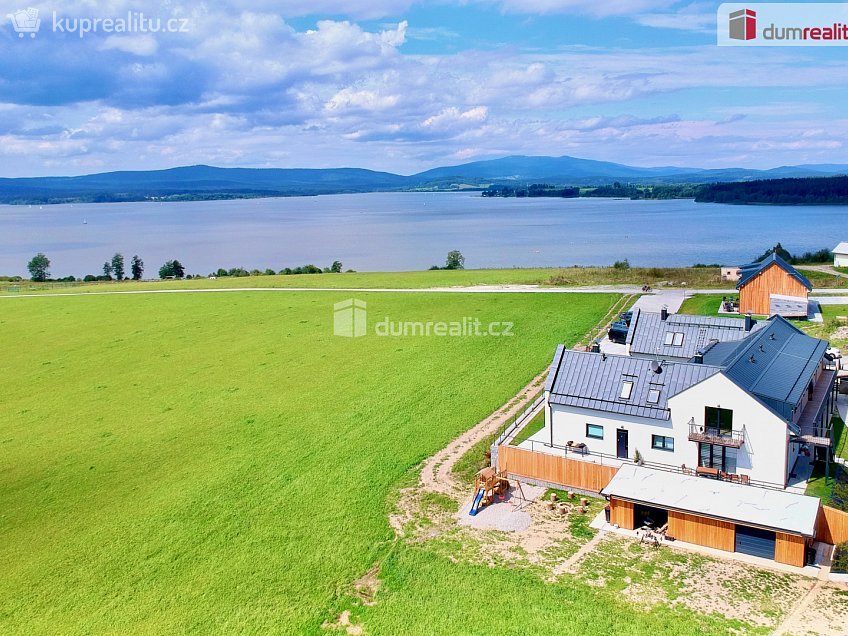 Prodej bytu 1+kk 47 m^2 Frymburk, Frymburk 