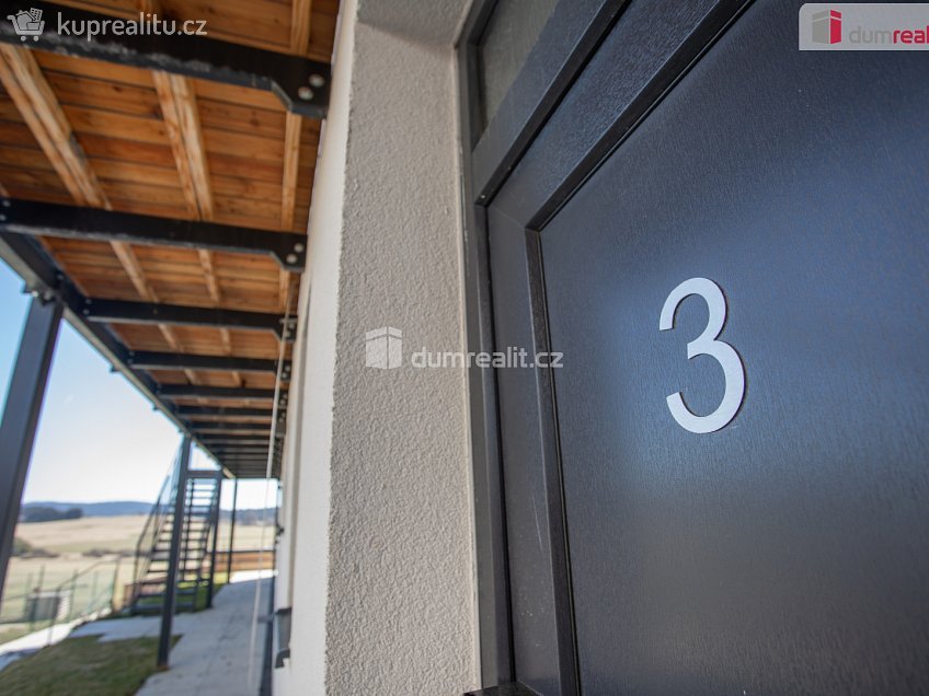 Prodej bytu 1+kk 47 m^2 Frymburk, Frymburk 