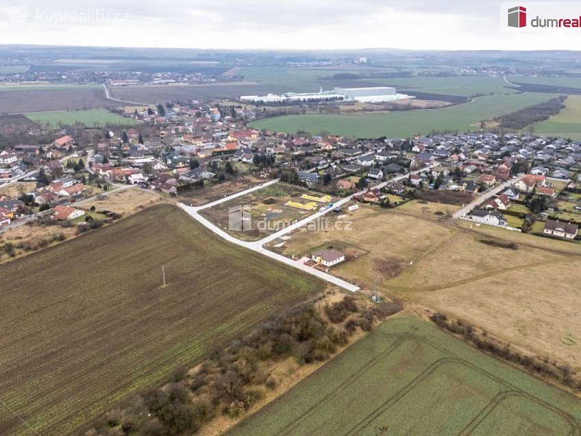 Prodej  stavebního pozemku 1023 m^2 Dubová, Čakovičky 