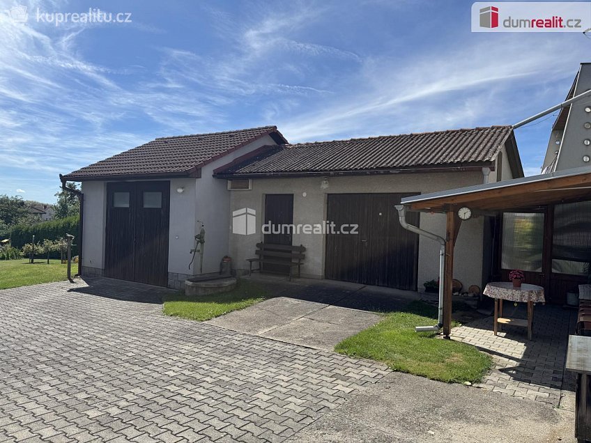 Prodej  vily 330 m^2 Budovatelská, Bělčice 