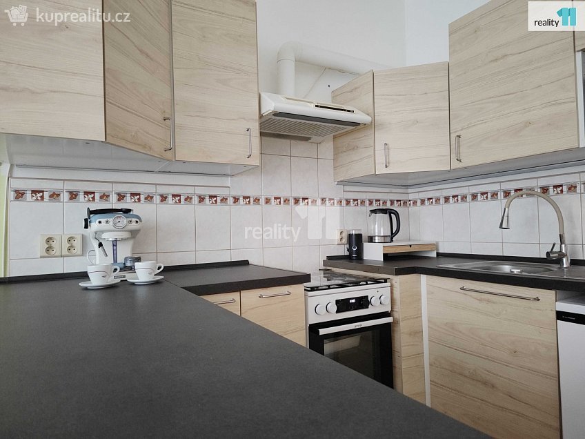 Pronájem bytu 2+kk 52 m^2 Radlická, Praha 5 