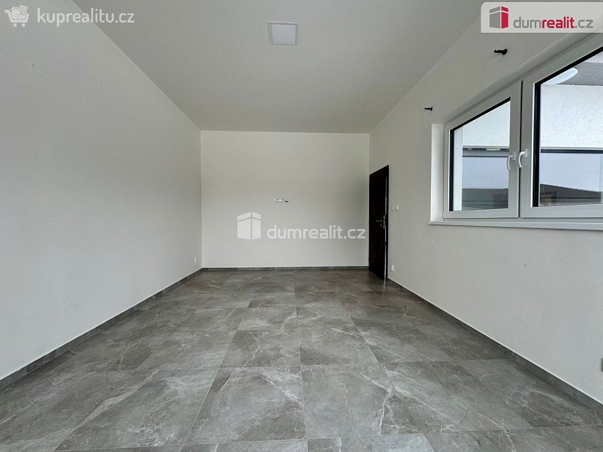 Pronájem  rodinného domu 154 m^2 Nezabylice, Nezabylice 