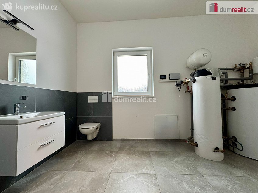 Pronájem  rodinného domu 154 m^2 Nezabylice, Nezabylice 