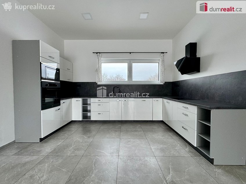 Pronájem  rodinného domu 154 m^2 Nezabylice, Nezabylice 