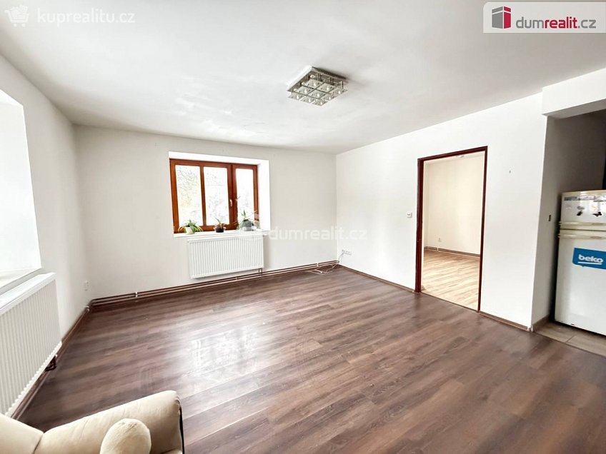 Prodej  rodinného domu 285 m^2 Slabce, Slabce 