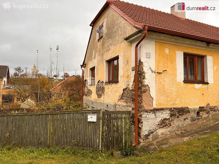 Prodej  rodinného domu 285 m^2 Slabce, Slabce 