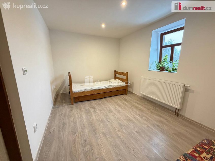 Prodej  rodinného domu 285 m^2 Slabce, Slabce 