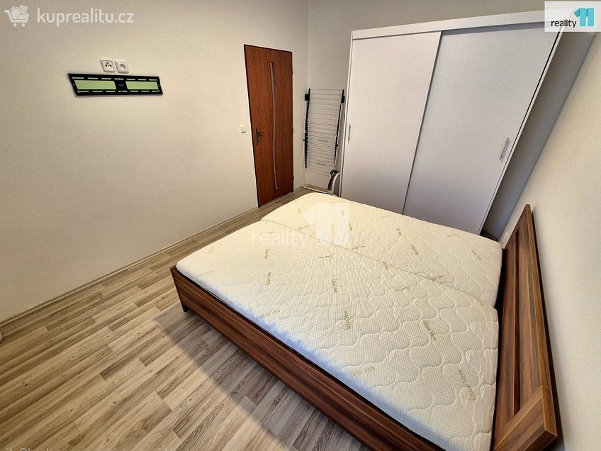 Pronájem bytu 2+1 50 m^2 Sadová, Aš 