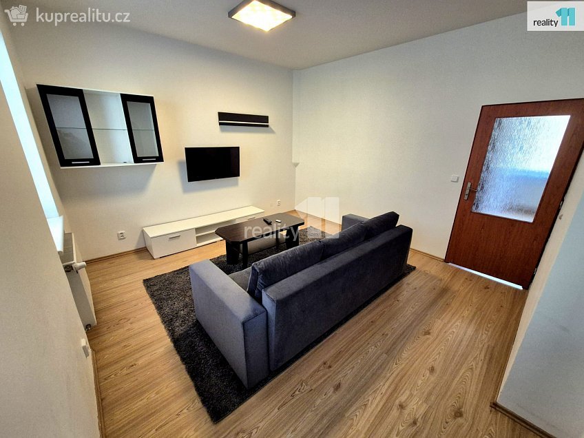 Pronájem bytu 2+1 50 m^2 Sadová, Aš 