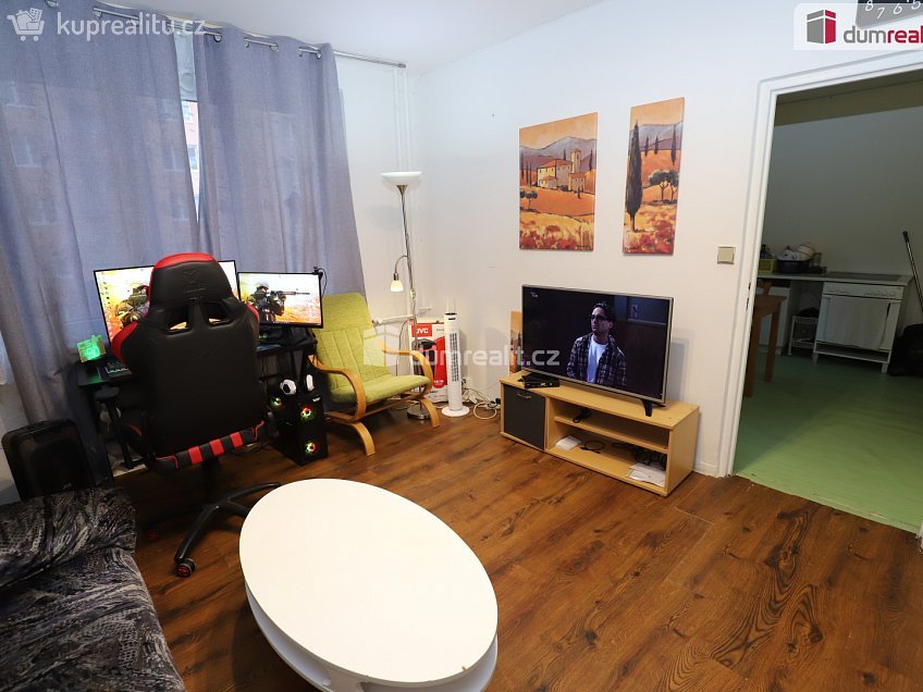 Pronájem bytu 1+1 36 m^2 Jelínkova, Sokolov 