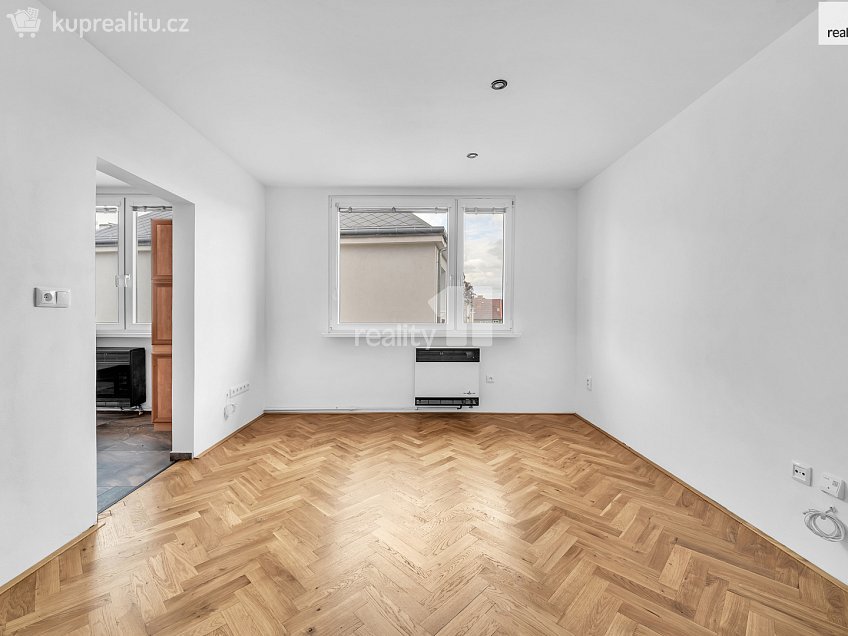 Pronájem bytu 2+1 63 m^2 Československé armády, Česká Lípa 