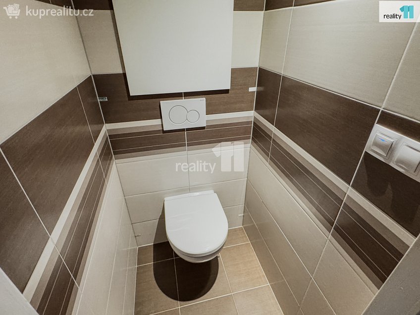 Pronájem bytu 3+1 64 m^2 Na Chuchli, Klatovy 