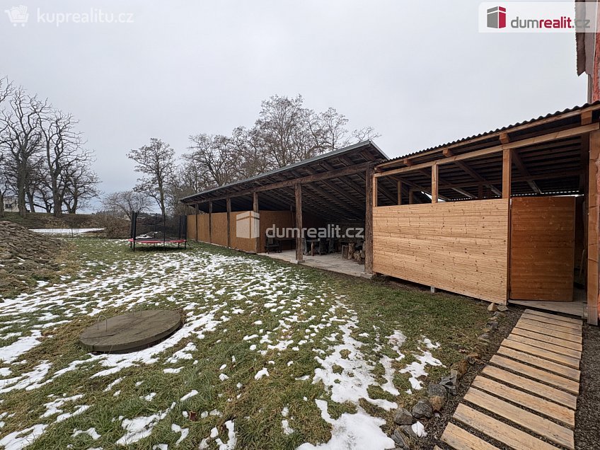 Prodej  rodinného domu 145 m^2 Drhovle, Drhovle 