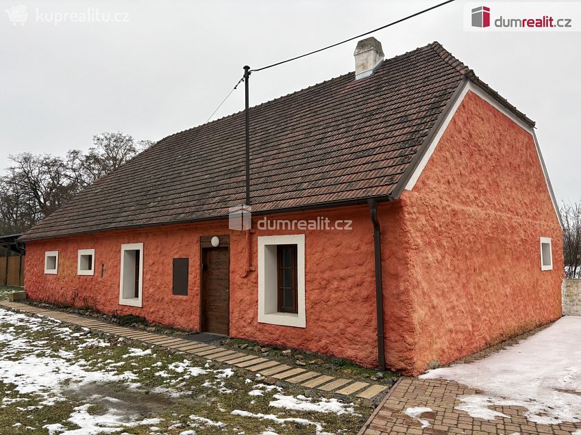 Prodej  rodinného domu 145 m^2 Drhovle, Drhovle 