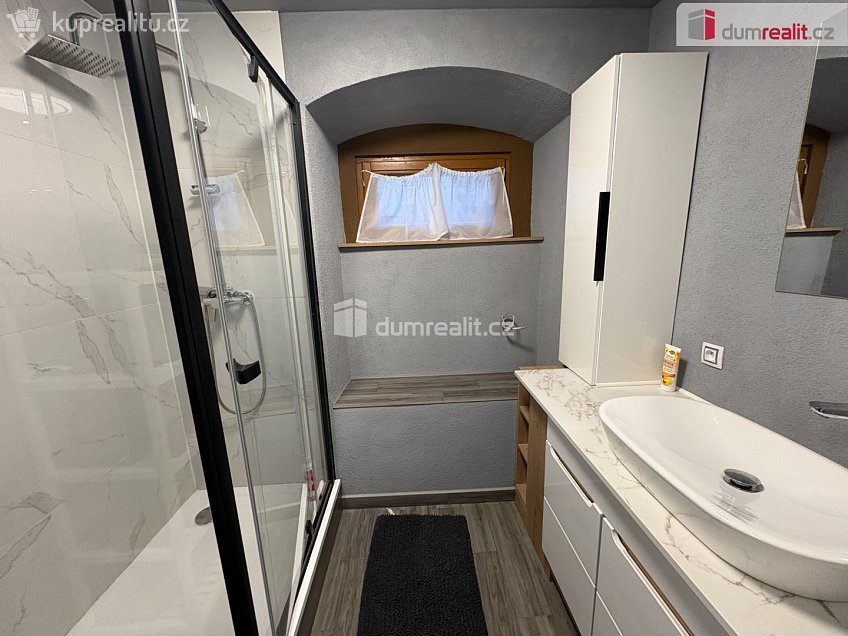 Prodej  rodinného domu 145 m^2 Drhovle, Drhovle 