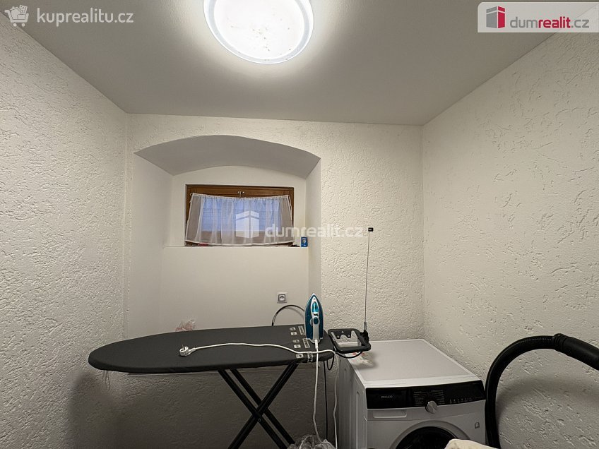 Prodej  rodinného domu 145 m^2 Drhovle, Drhovle 