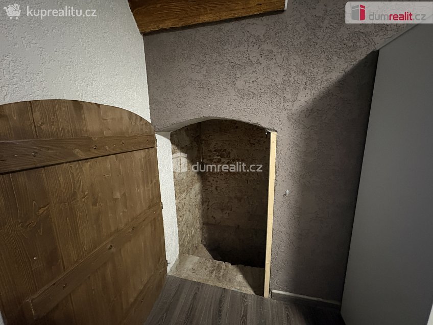 Prodej  rodinného domu 145 m^2 Drhovle, Drhovle 