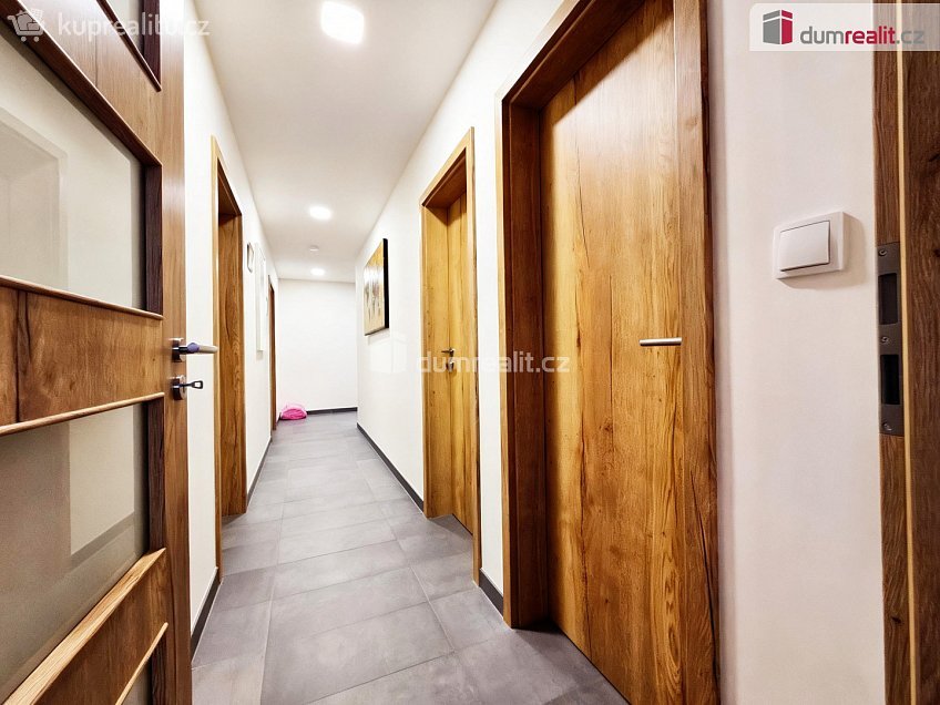 Prodej bytu 3+kk 107 m^2 Augustina Lukeše, Brandýs nad Labem-Stará Boleslav 