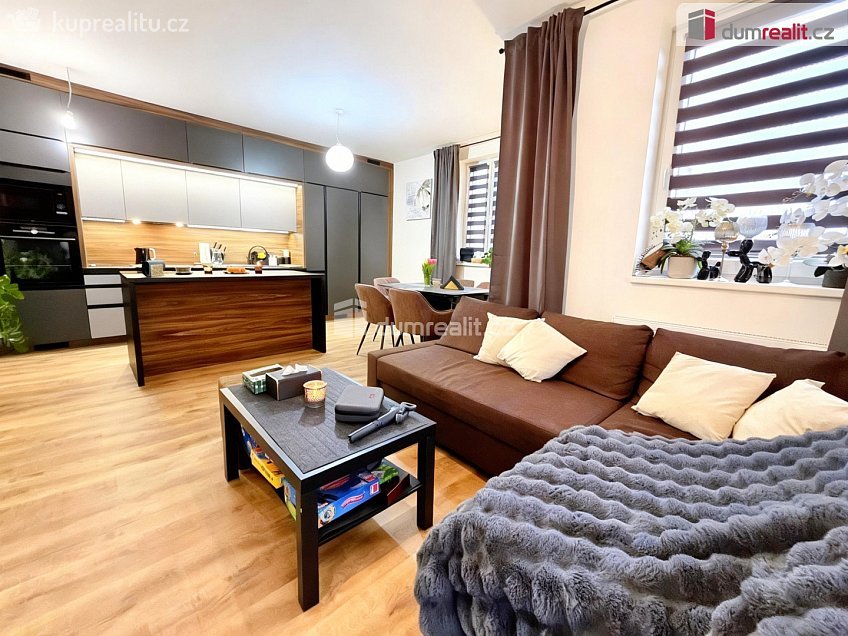 Prodej bytu 3+kk 107 m^2 Augustina Lukeše, Brandýs nad Labem-Stará Boleslav 