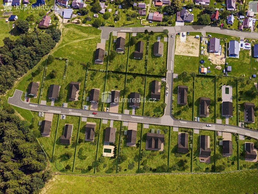 Prodej  stavebního pozemku 1217 m^2 Tři Sekery, Tři Sekery 