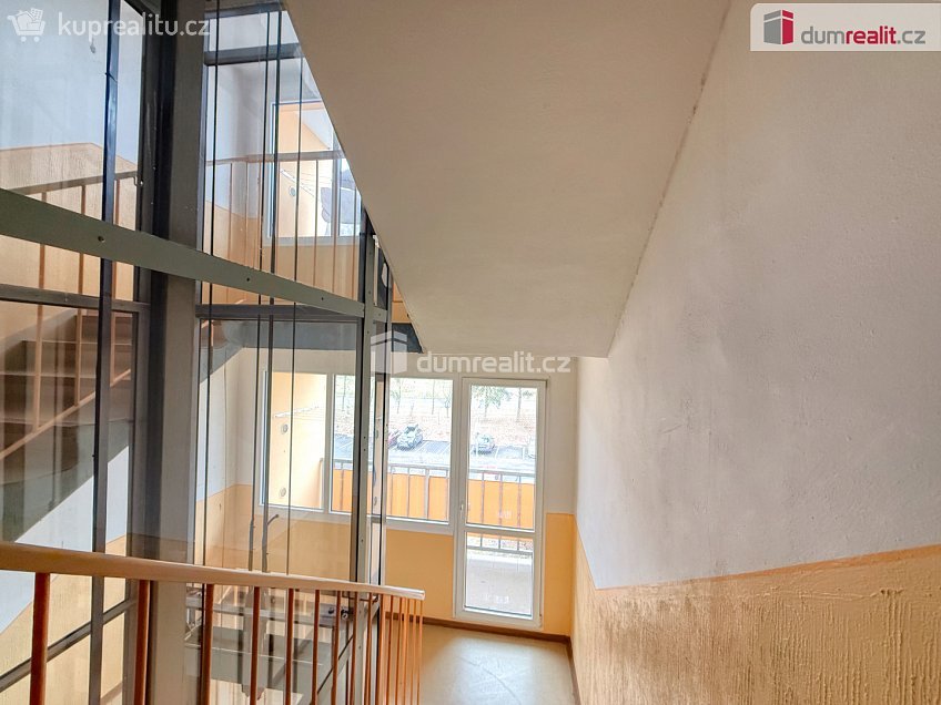 Prodej bytu 1+1 34 m^2 Maková, Ústí nad Labem 