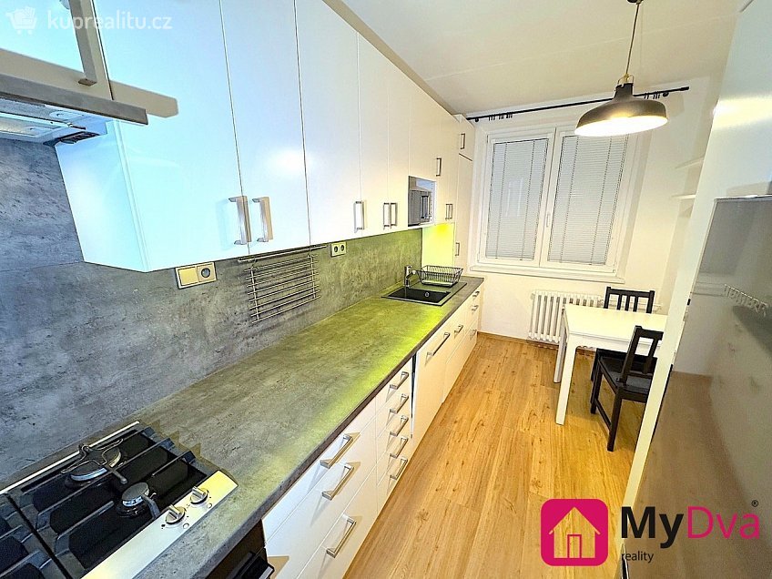 Pronájem bytu 3+1 73 m^2 Strnadova, Brno 