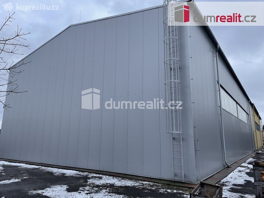 Pronájem  výrobních prostor 677 m^2 V Lukách, Příbram 