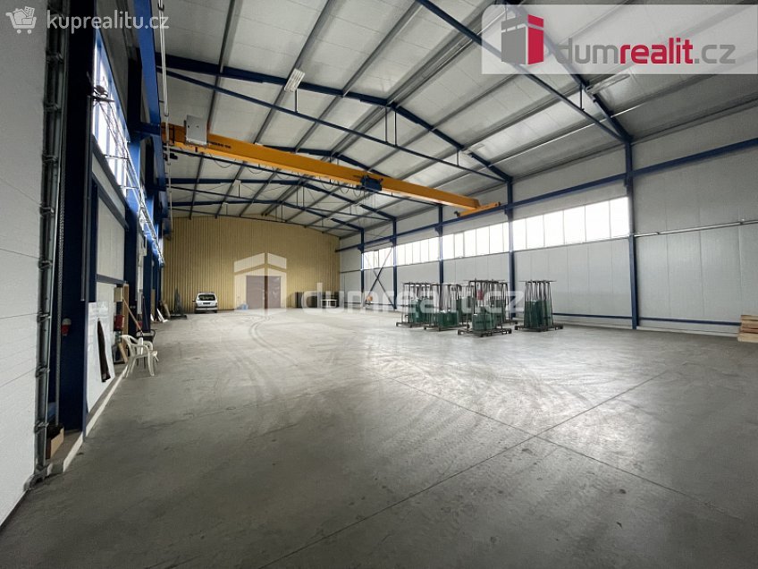 Pronájem  výrobních prostor 677 m^2 V Lukách, Příbram 