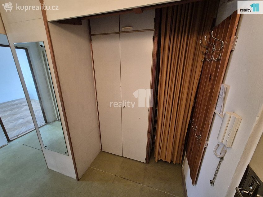 Prodej bytu 3+1 65 m^2 Dobrovského, Aš 