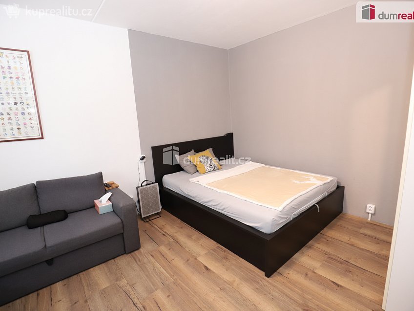 Pronájem bytu 1+1 36 m^2 Za Tratí, Mariánské Lázně 