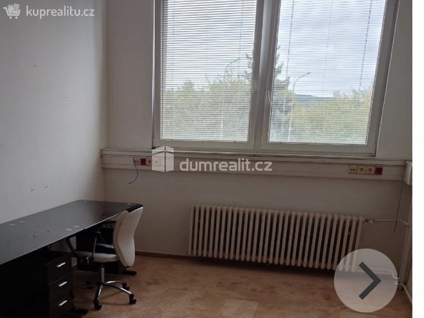 Pronájem bytu 1+kk 15 m^2 Za tratí, Praha-Čakovice 