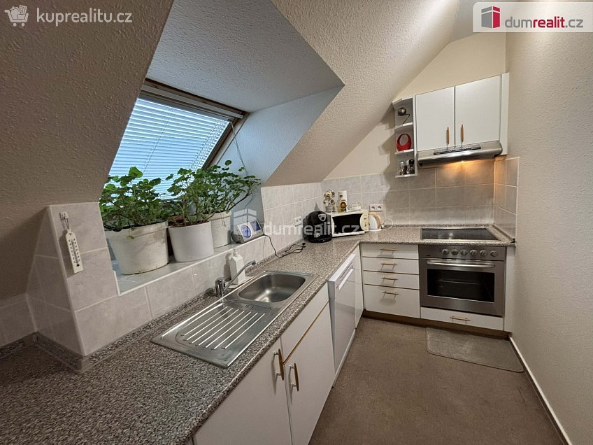 Pronájem bytu 2+kk 52 m^2 Leoše Janáčka, Pozlovice 