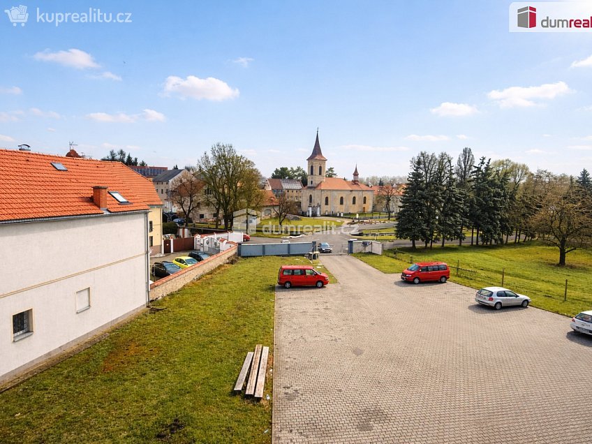 Pronájem bytu 3+kk 90 m^2 Modlany, Modlany 