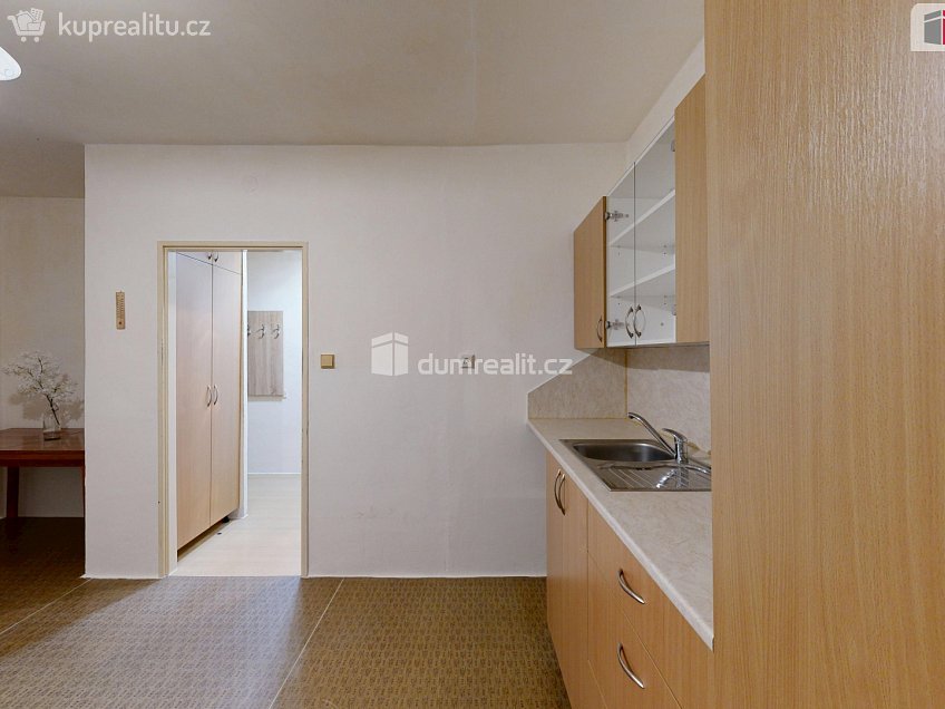 Pronájem bytu 1+kk 26 m^2 17. listopadu, Opava 