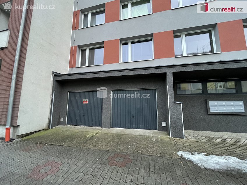 Prodej  garáže 16 m^2 Havlíčkova, Kralupy nad Vltavou 