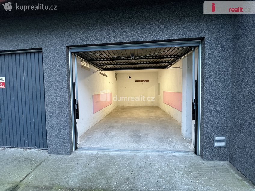 Prodej  garáže 16 m^2 Havlíčkova, Kralupy nad Vltavou 