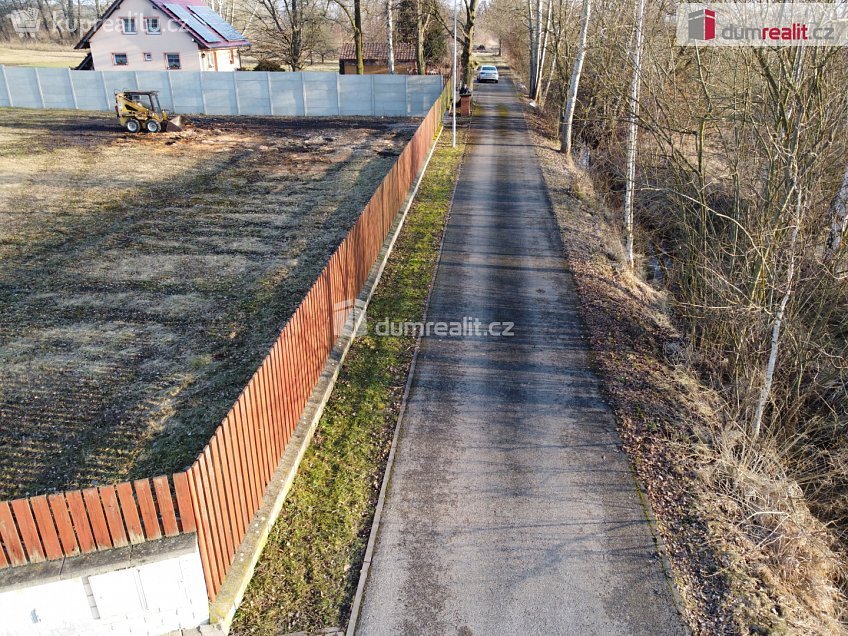 Prodej  stavebního pozemku 1335 m^2 Malý Újezd, Malý Újezd 