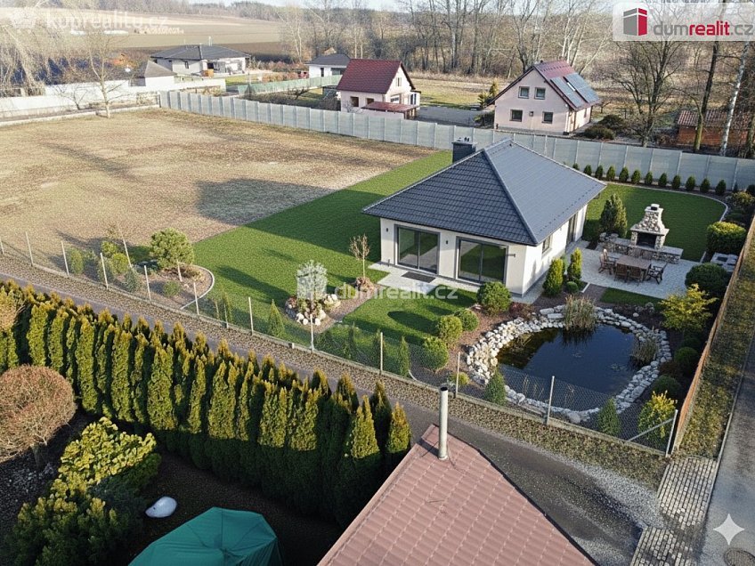 Prodej  stavebního pozemku 1335 m^2 Malý Újezd, Malý Újezd 