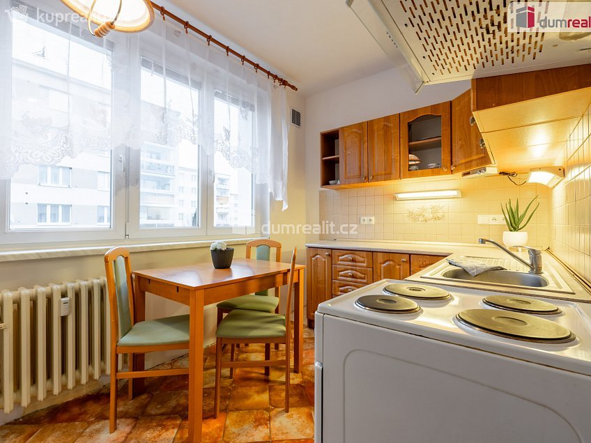 Pronájem bytu 2+1 68 m^2 Křivoklátská, Nové Strašecí 