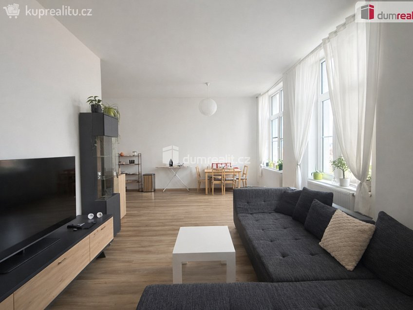 Pronájem bytu 2+kk 83 m^2 Modlany, Modlany 