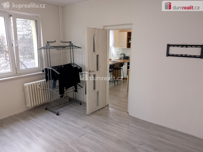 Pronájem bytu 2+1 55 m^2 Revoluční, Chodov 