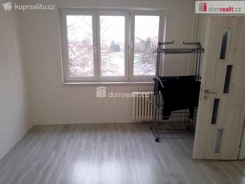 Pronájem bytu 2+1 55 m^2 Revoluční, Chodov 