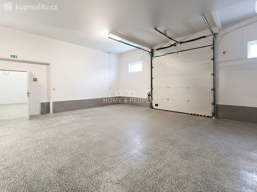 Pronájem  skladu 170 m^2 Vídeňská, Brno 